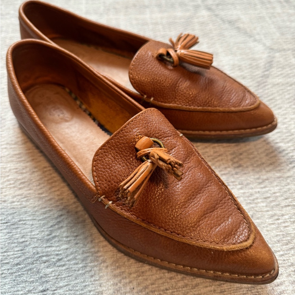 Classic Sperry tassel loafer